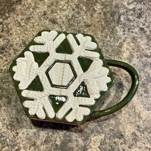 Green Snowflake Mug